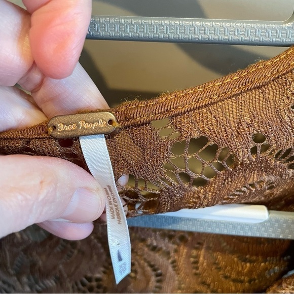 Free People Uber-Boho-Chic Full Lace Chestnut Brown Deep-V Date Night Mini Dress - Picture 5 of 9